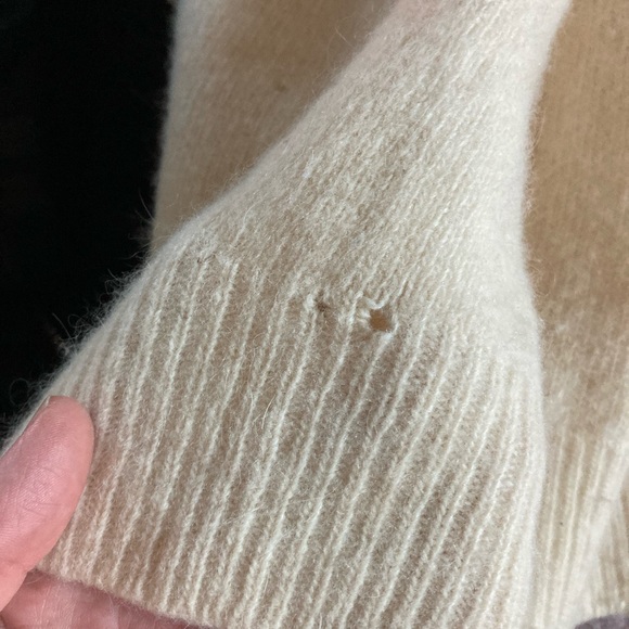 Vintage late 80’s / early 90’s cream sweater - Picture 6 of 8